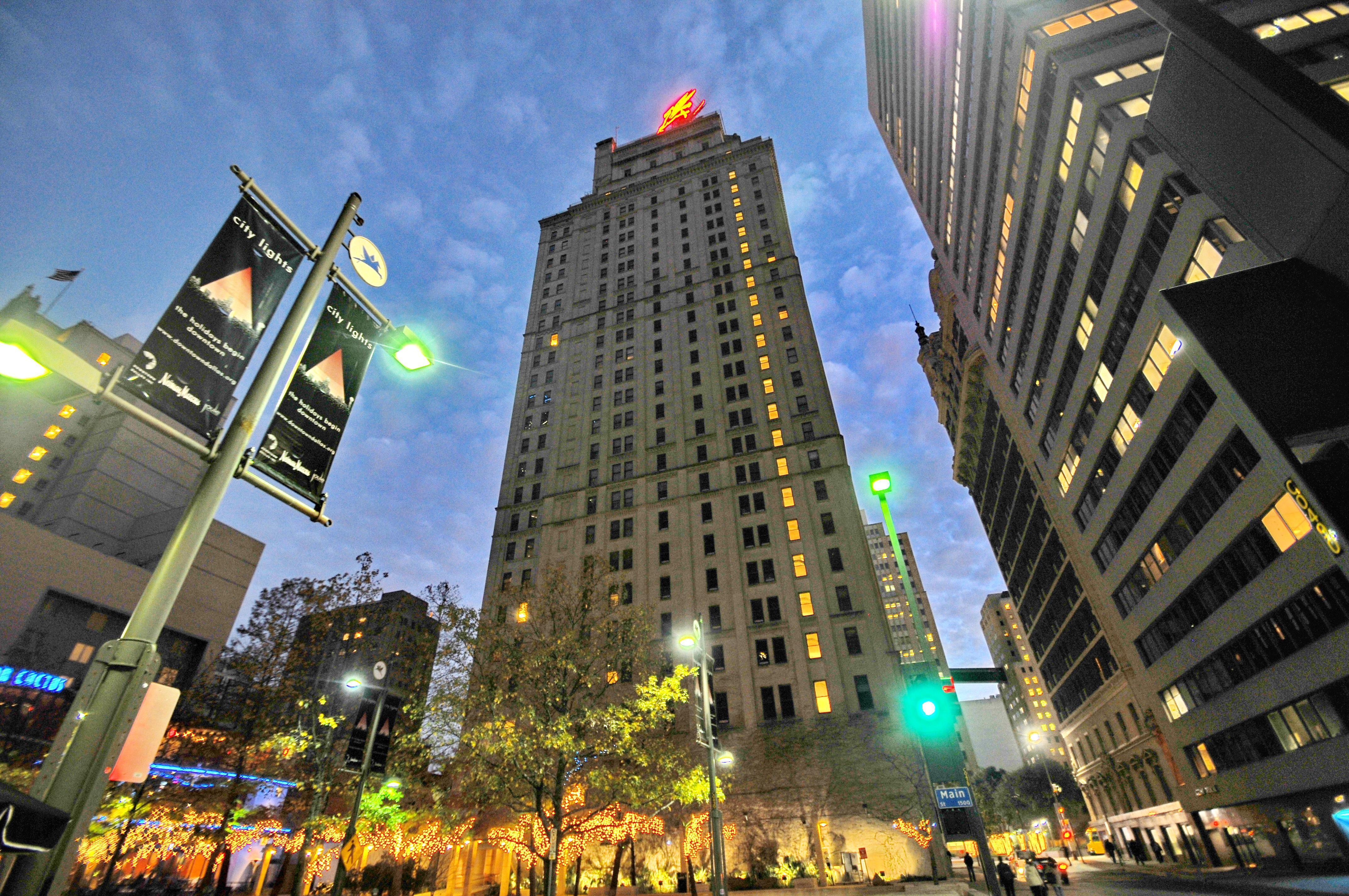 Magnolia Hotel Downtown Dallas Exterior foto